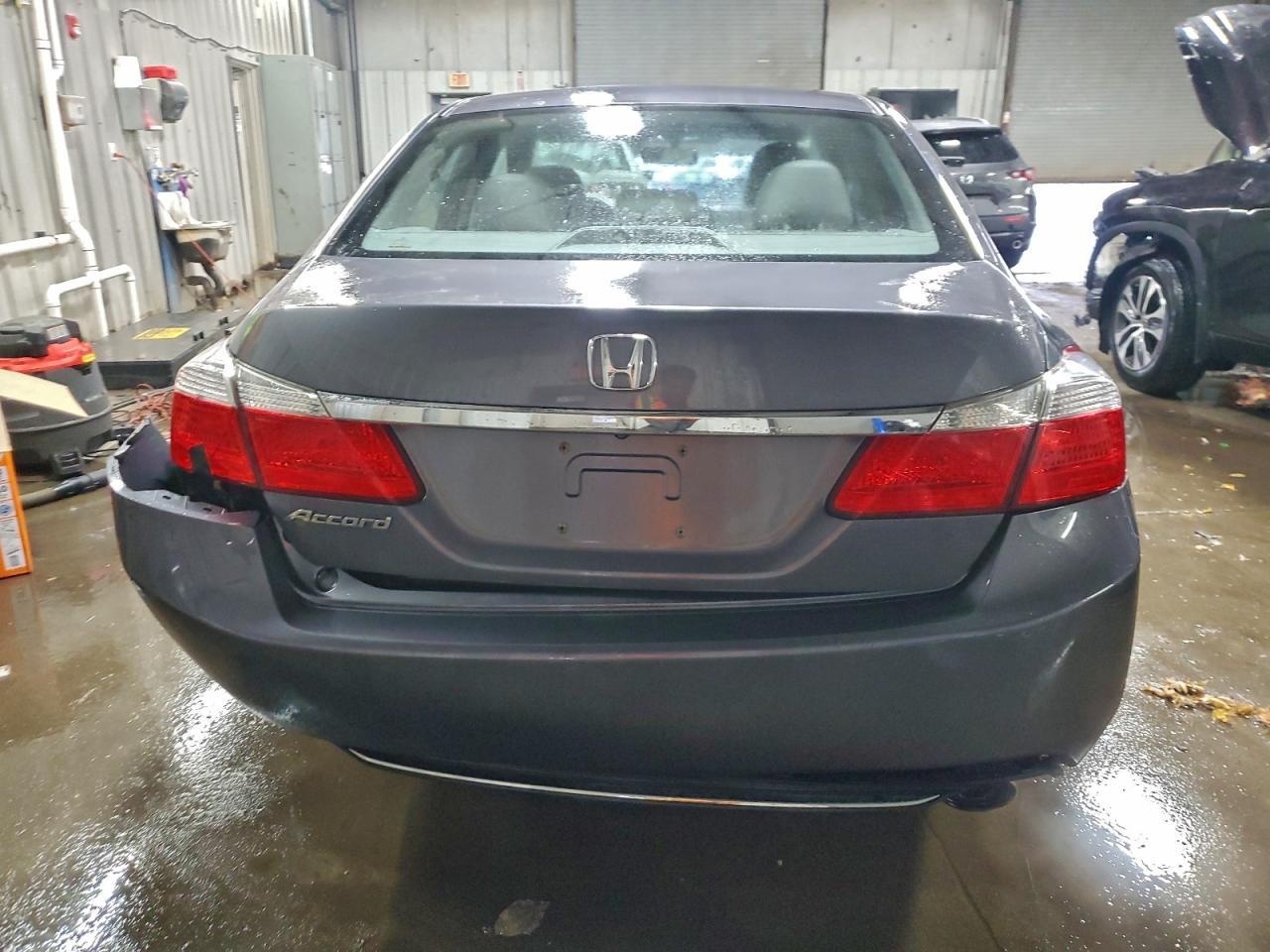 2013 HONDA ACCORD LX photo 6