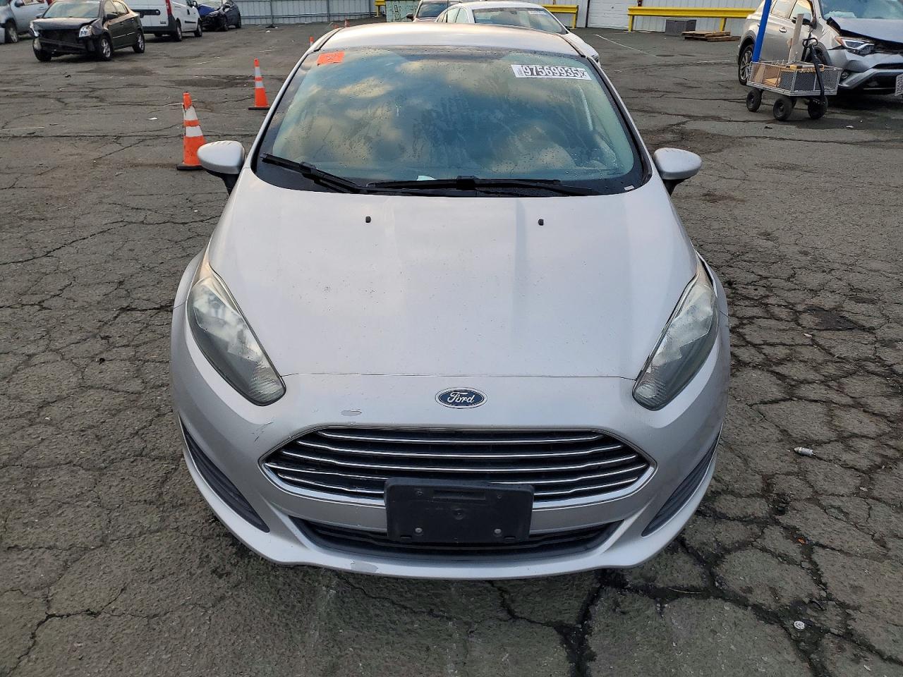 2019 FORD FIESTA SE photo 5