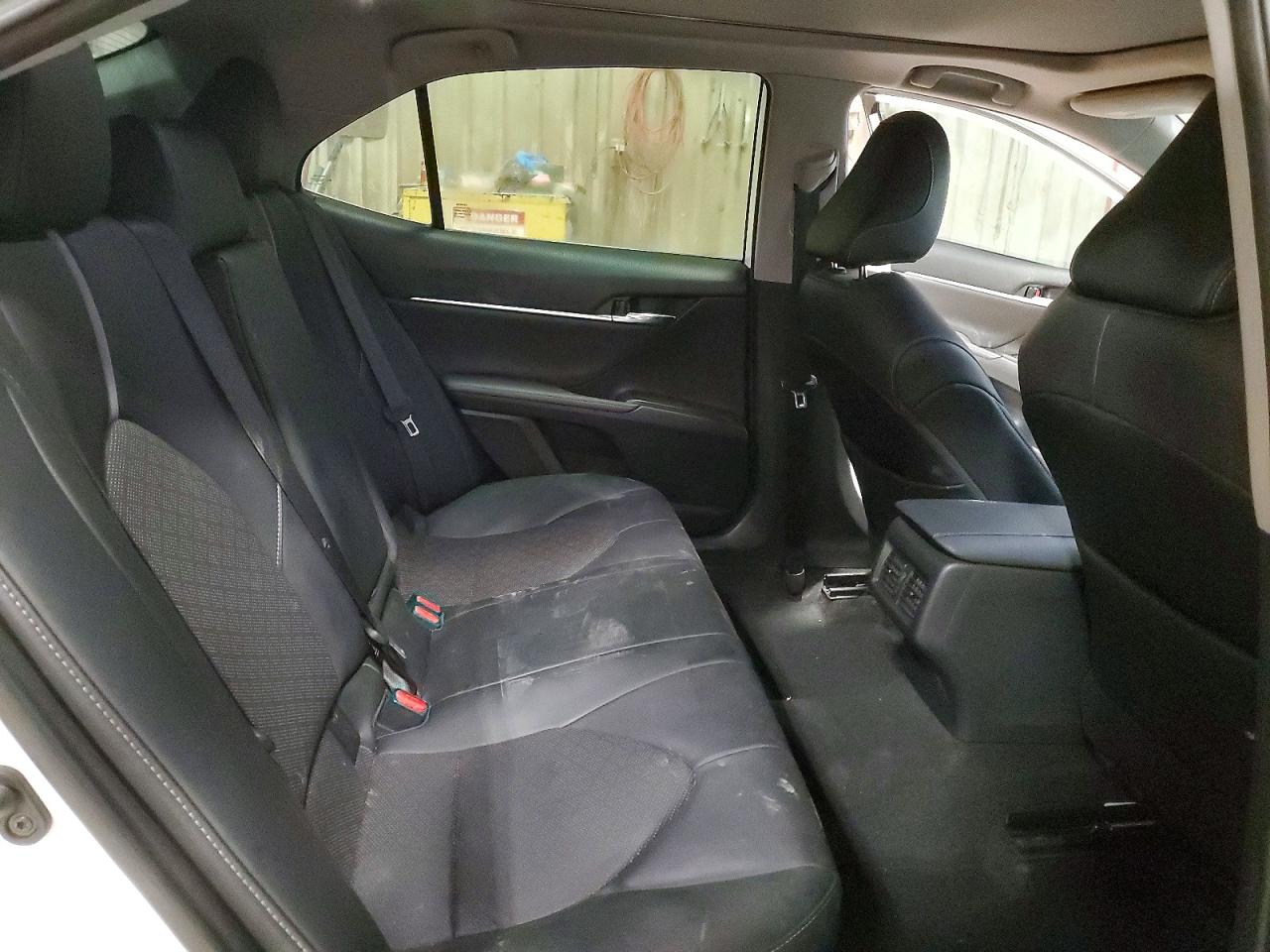 2021 TOYOTA CAMRY XSE photo 10