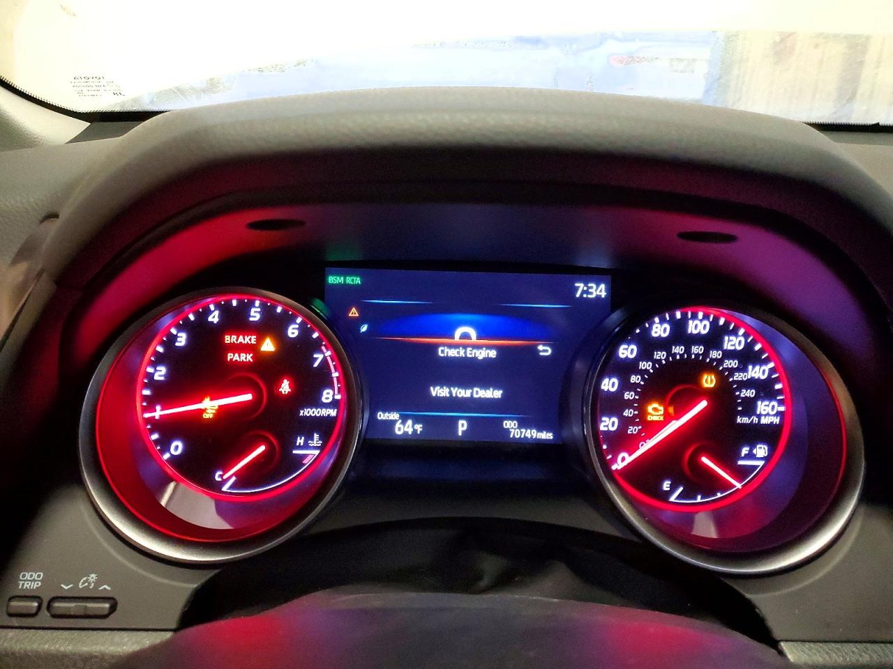 2021 TOYOTA CAMRY XSE photo 9
