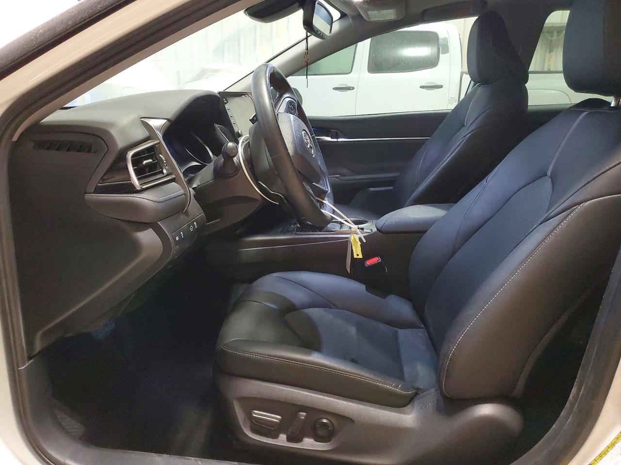 2021 TOYOTA CAMRY XSE photo 7