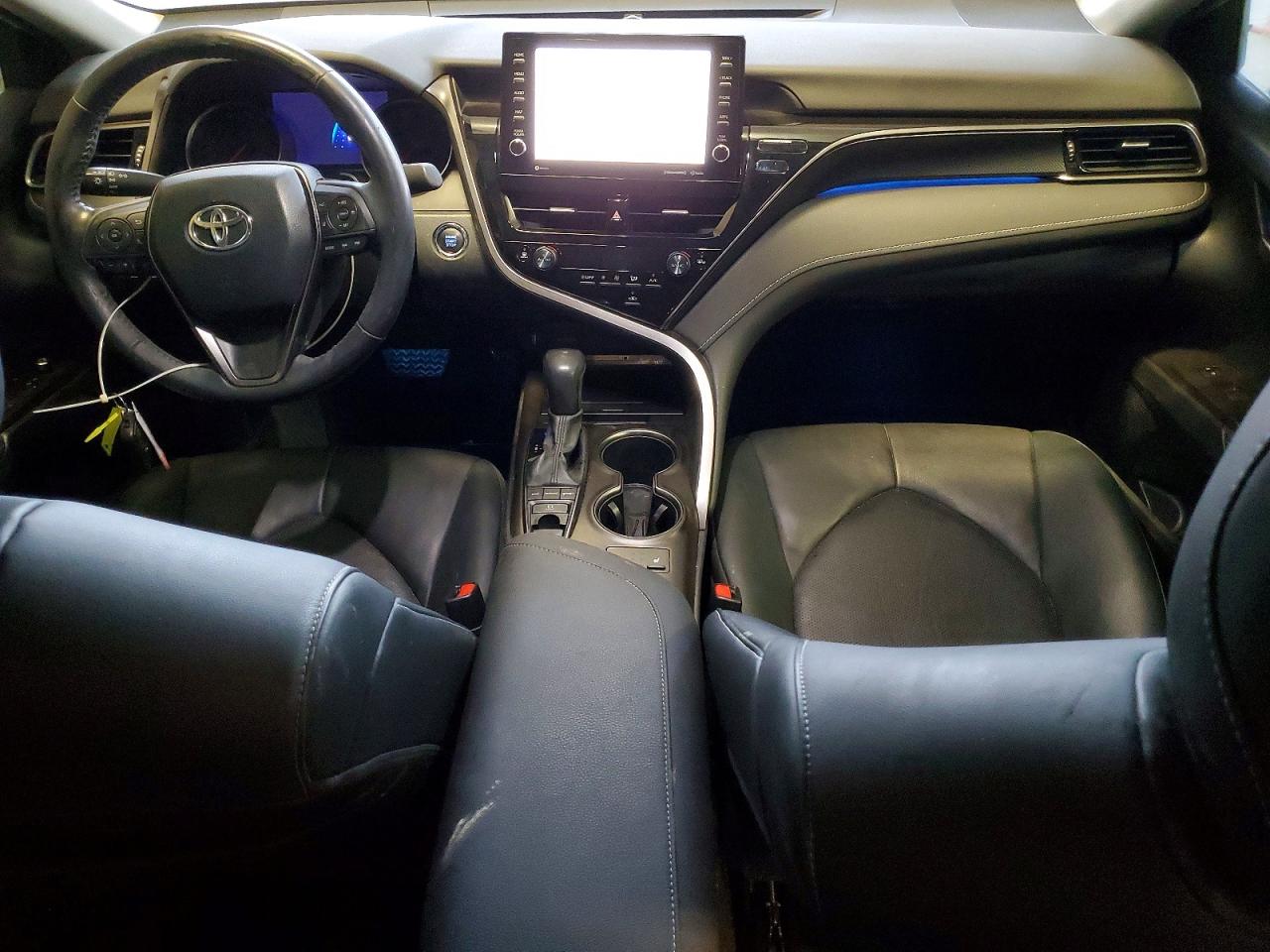 2021 TOYOTA CAMRY XSE photo 8