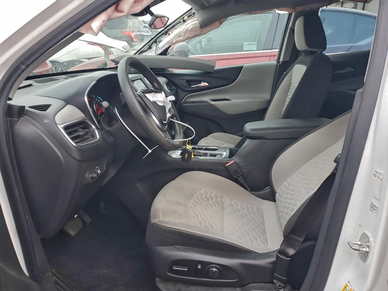 2020 CHEVROLET EQUINOX LT photo 7