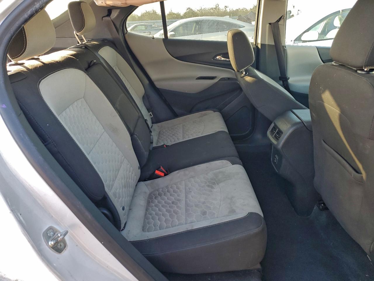2020 CHEVROLET EQUINOX LT photo 11