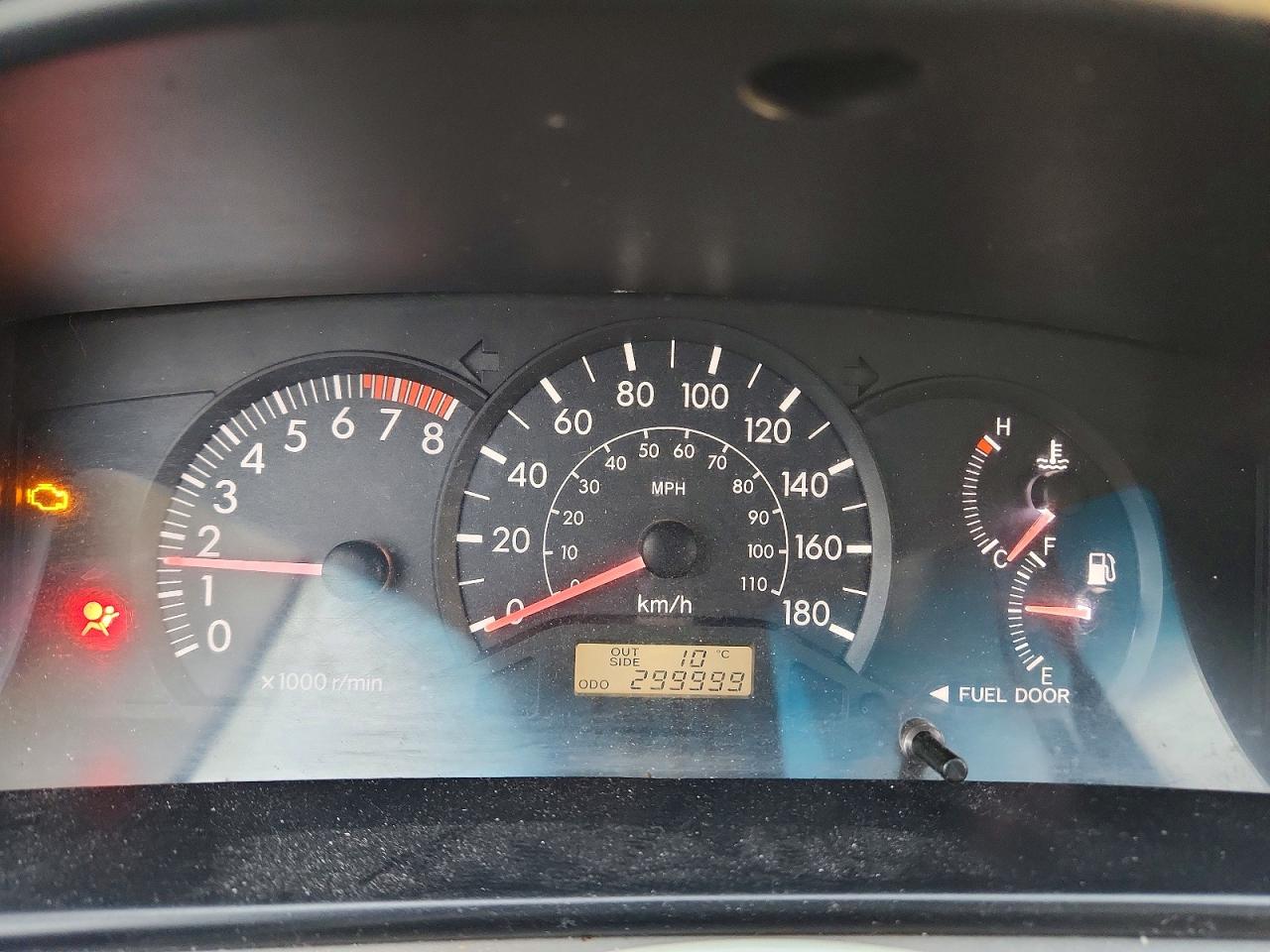 2005 TOYOTA COROLLA CE photo 9