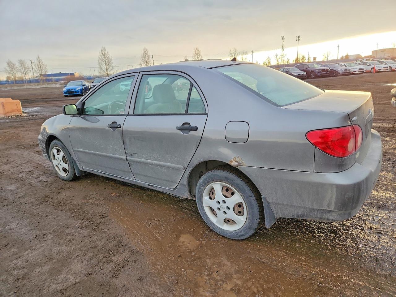 2005 TOYOTA COROLLA CE photo 2