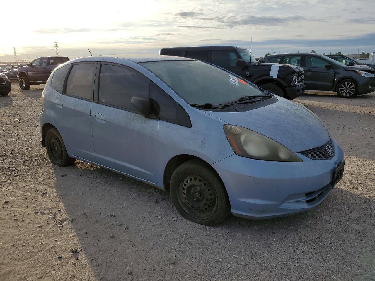 2009 HONDA FIT photo 4