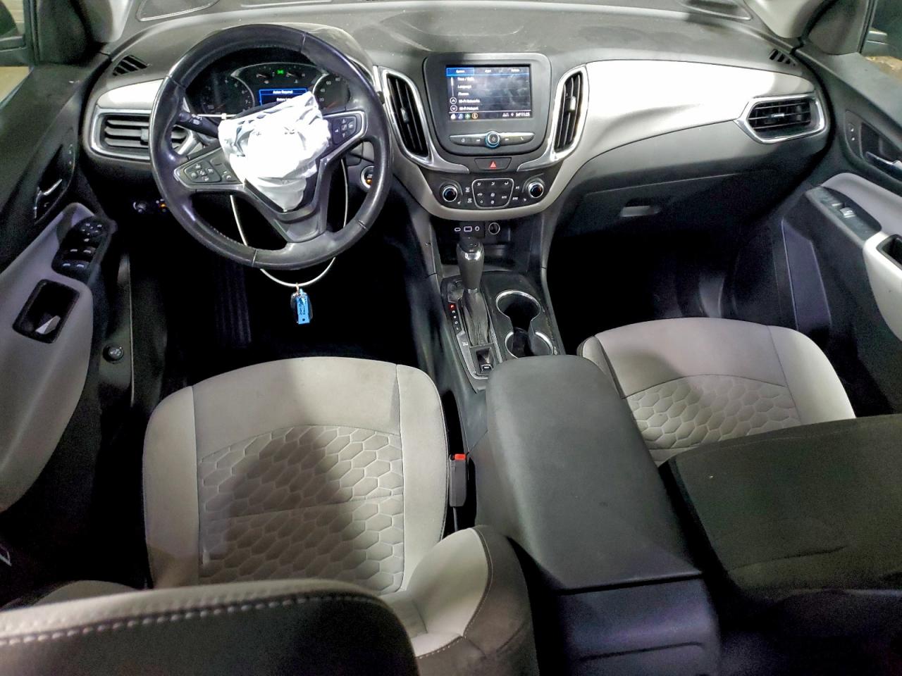 2020 CHEVROLET EQUINOX LT photo 8