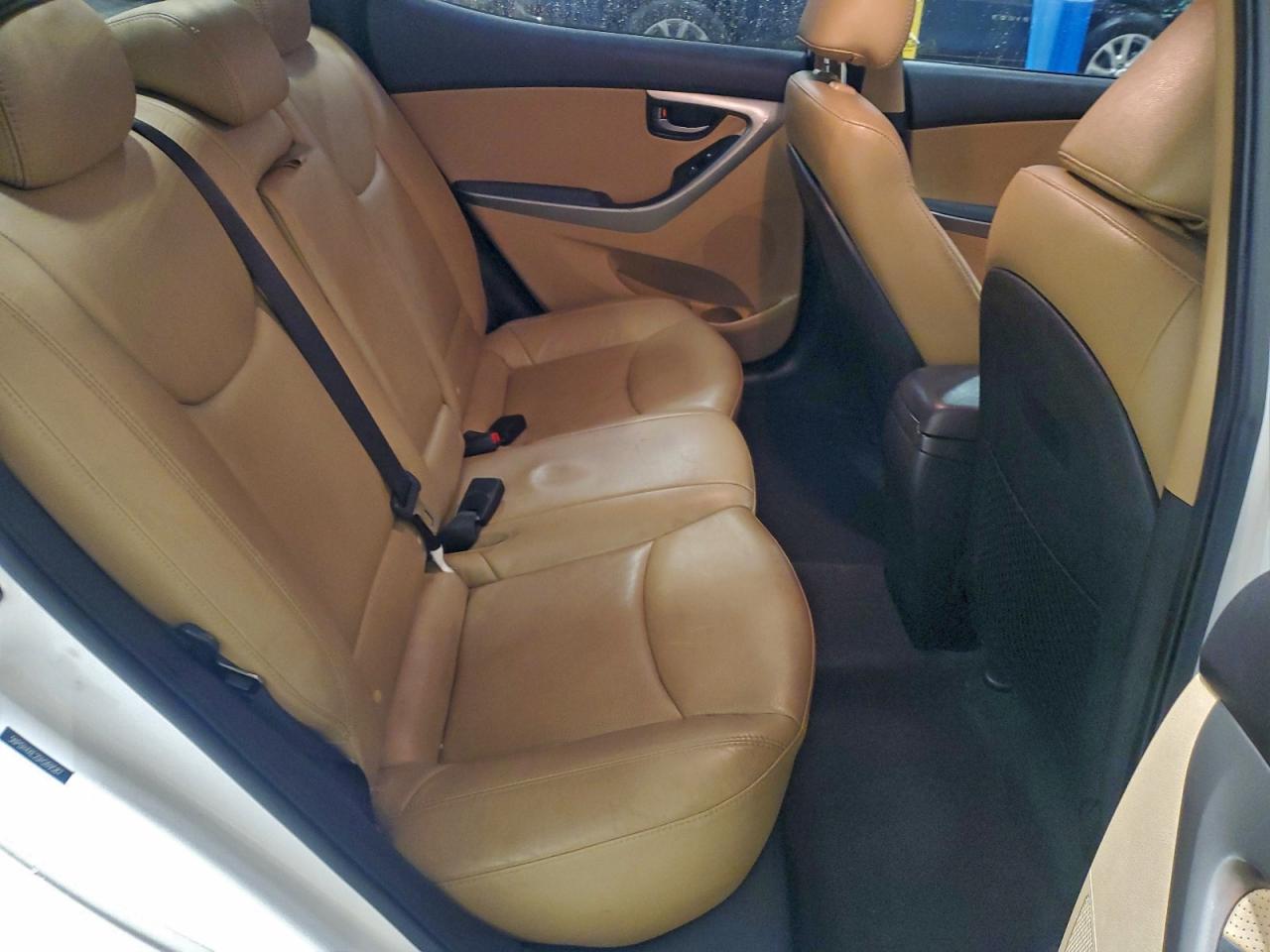 2013 HYUNDAI ELANTRA GLS photo 10