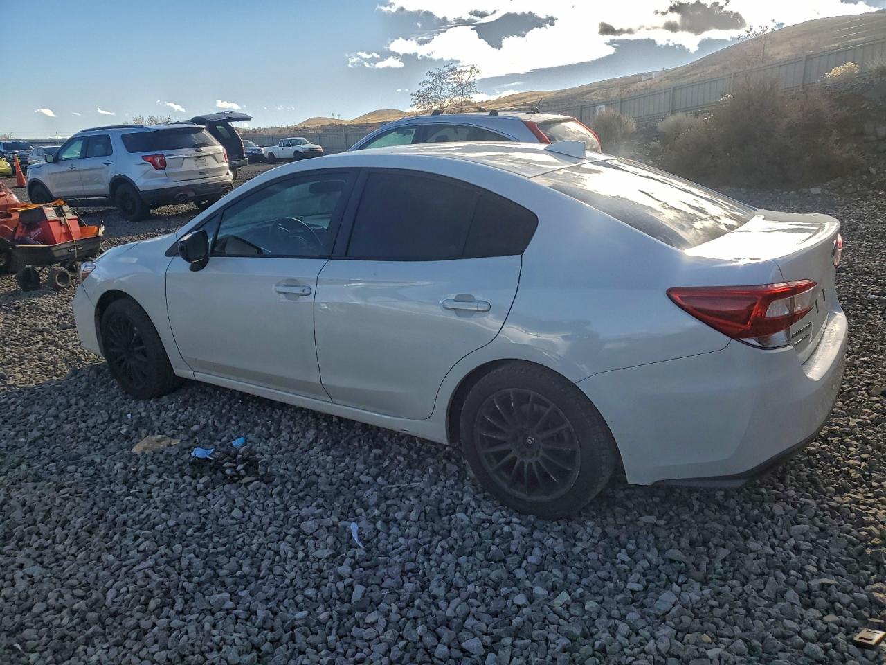 2017 SUBARU IMPREZA PREMIUM photo 2