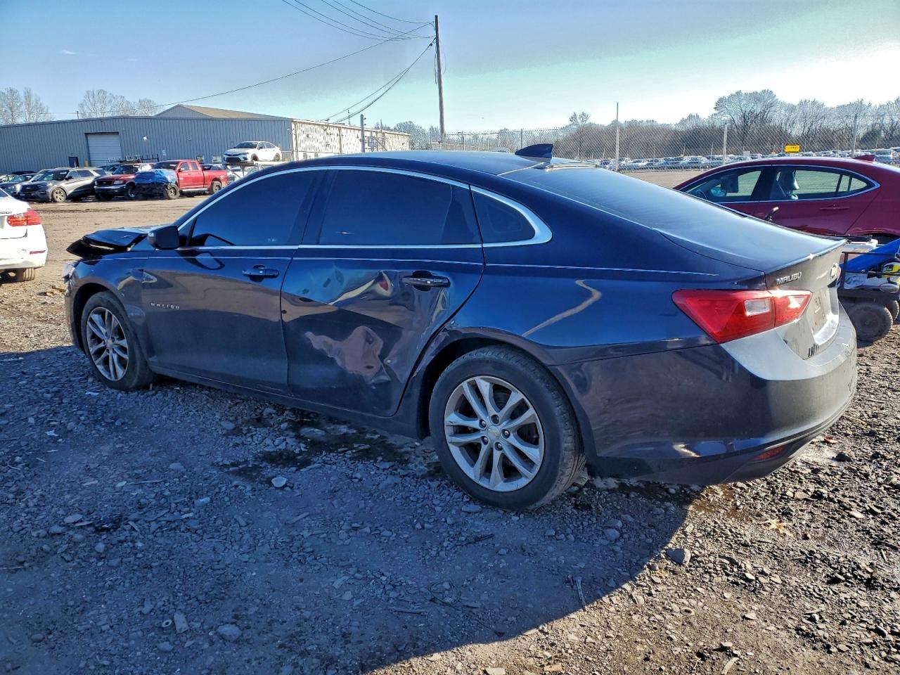 2016 CHEVROLET MALIBU LT photo 2