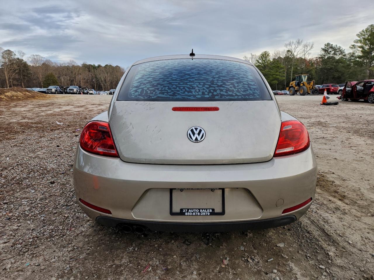 2013 VOLKSWAGEN BEETLE photo 6