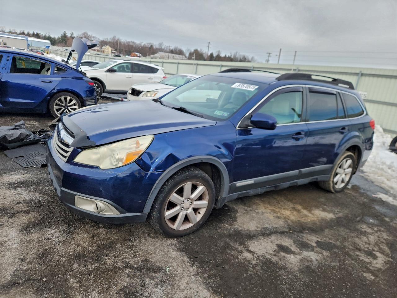 2011 SUBARU OUTBACK