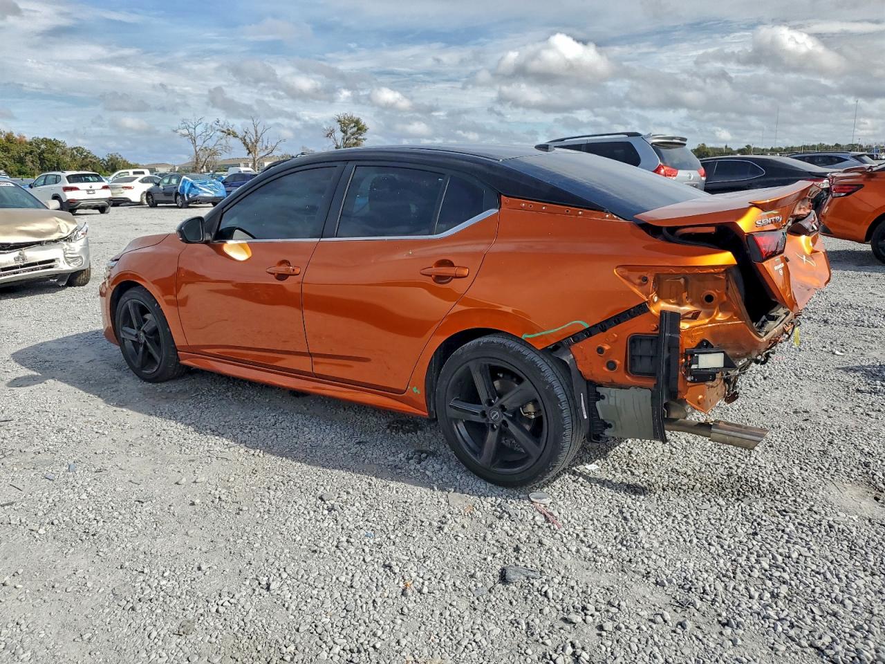 2025 NISSAN SENTRA SR photo 2