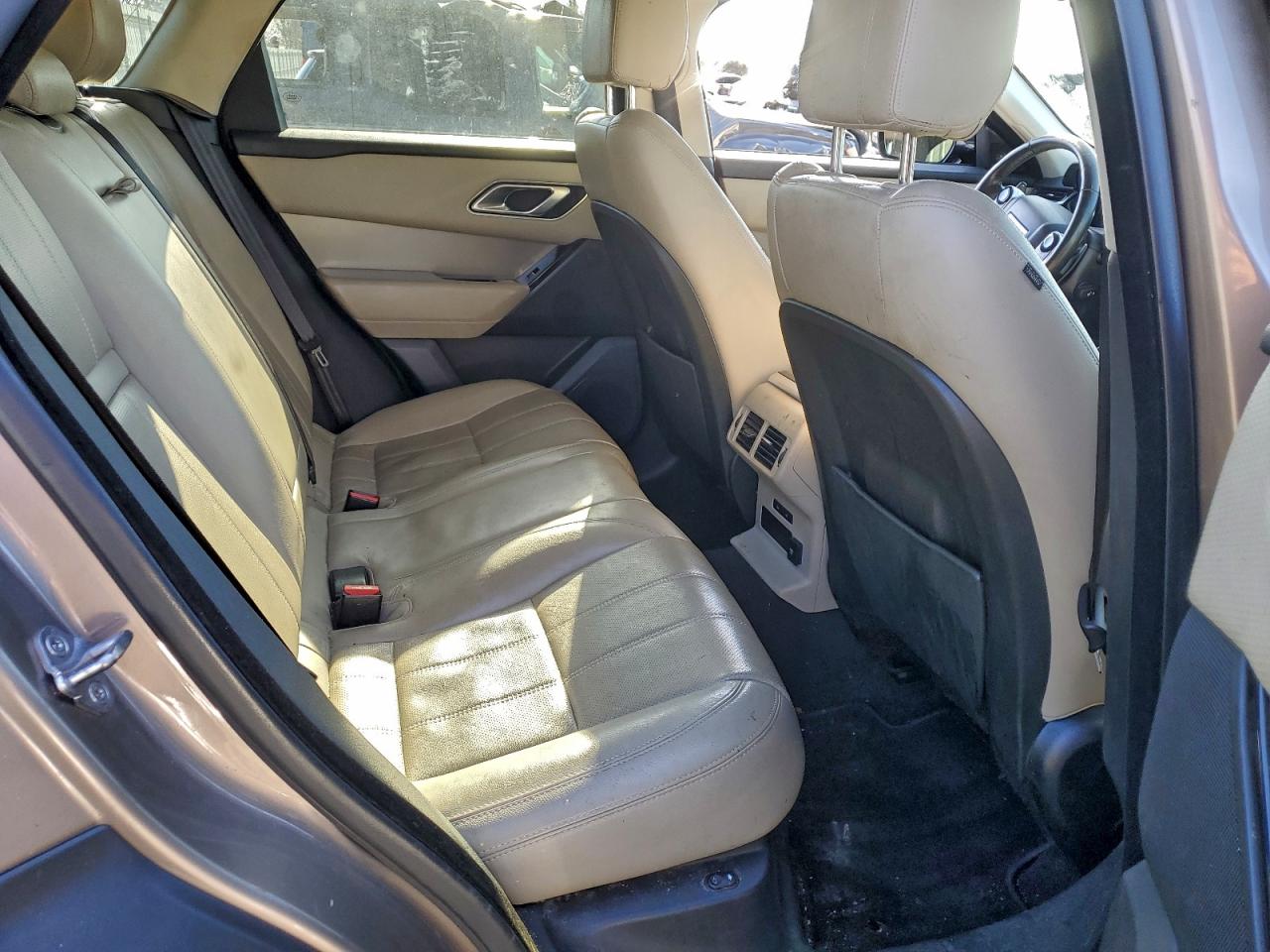 2019 LAND ROVER RANGE ROVER VELAR S photo 11