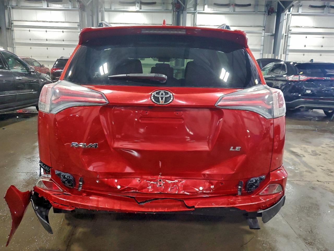 2016 TOYOTA RAV4 LE photo 6