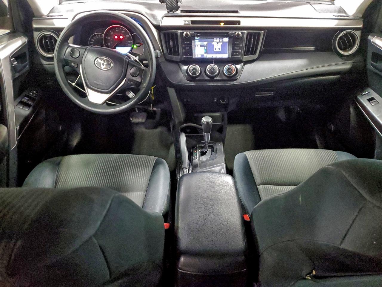 2016 TOYOTA RAV4 LE photo 8