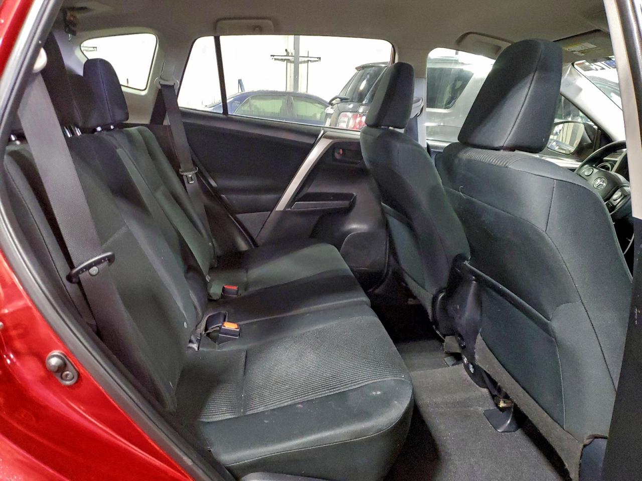 2016 TOYOTA RAV4 LE photo 11
