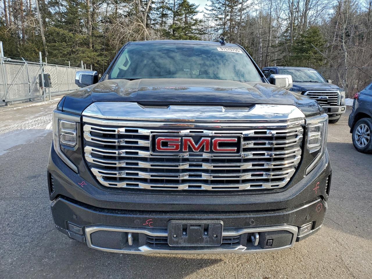 2025 GMC SIERRA K1500 DENALI photo 5