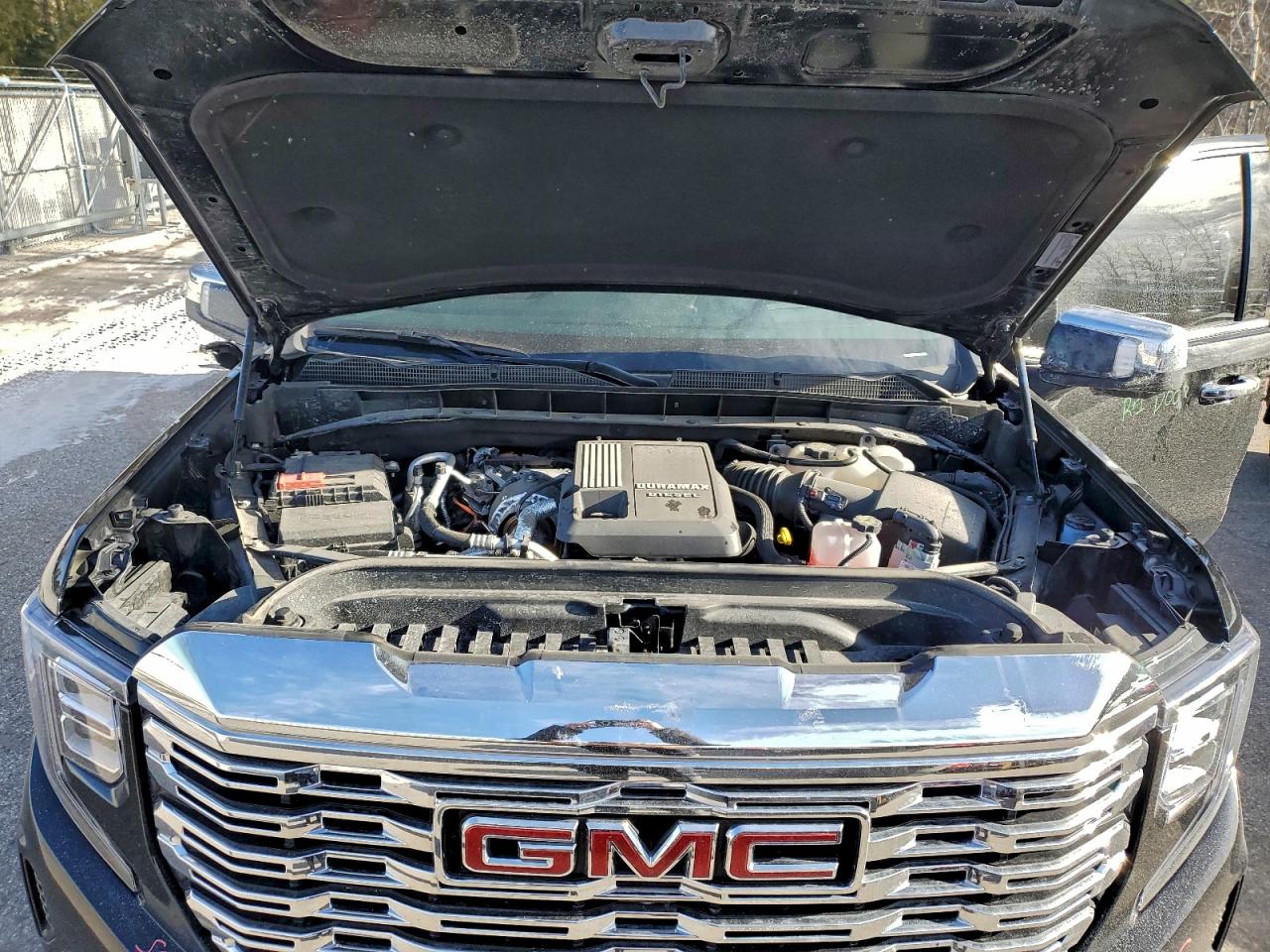 2025 GMC SIERRA K1500 DENALI photo 11