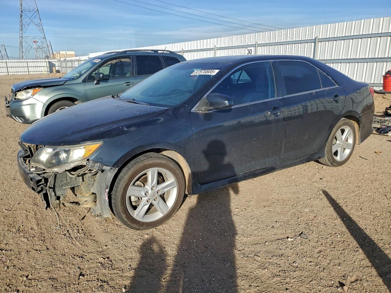 2013 TOYOTA CAMRY