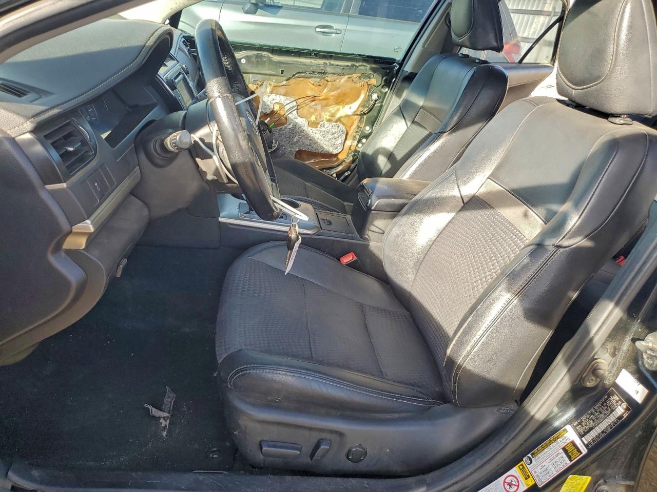 2013 TOYOTA CAMRY L photo 7
