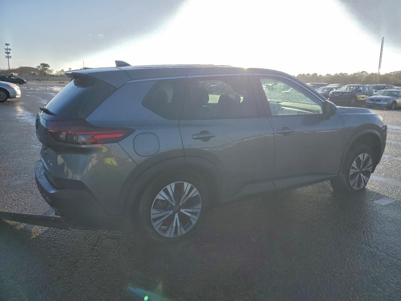 2023 NISSAN ROGUE SV photo 3