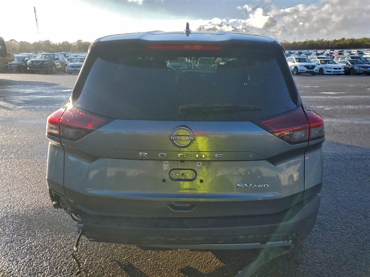 2023 NISSAN ROGUE SV photo 6