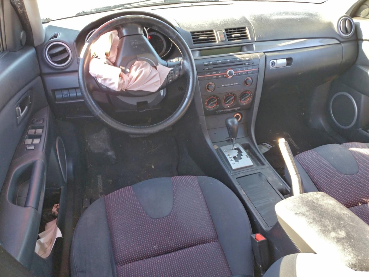 2006 MAZDA 3 HATCHBACK photo 8