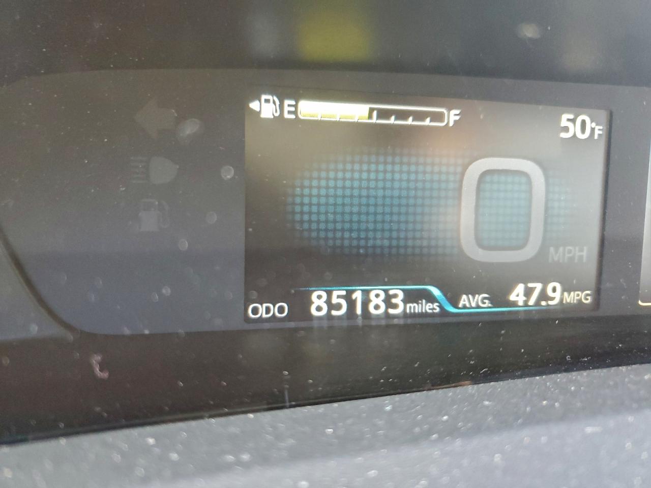 2016 TOYOTA PRIUS photo 9