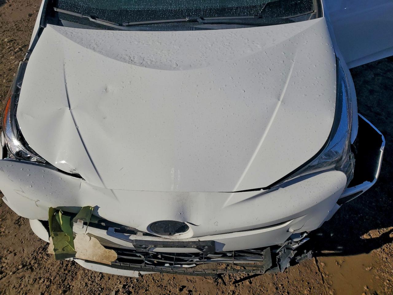 2016 TOYOTA PRIUS photo 11