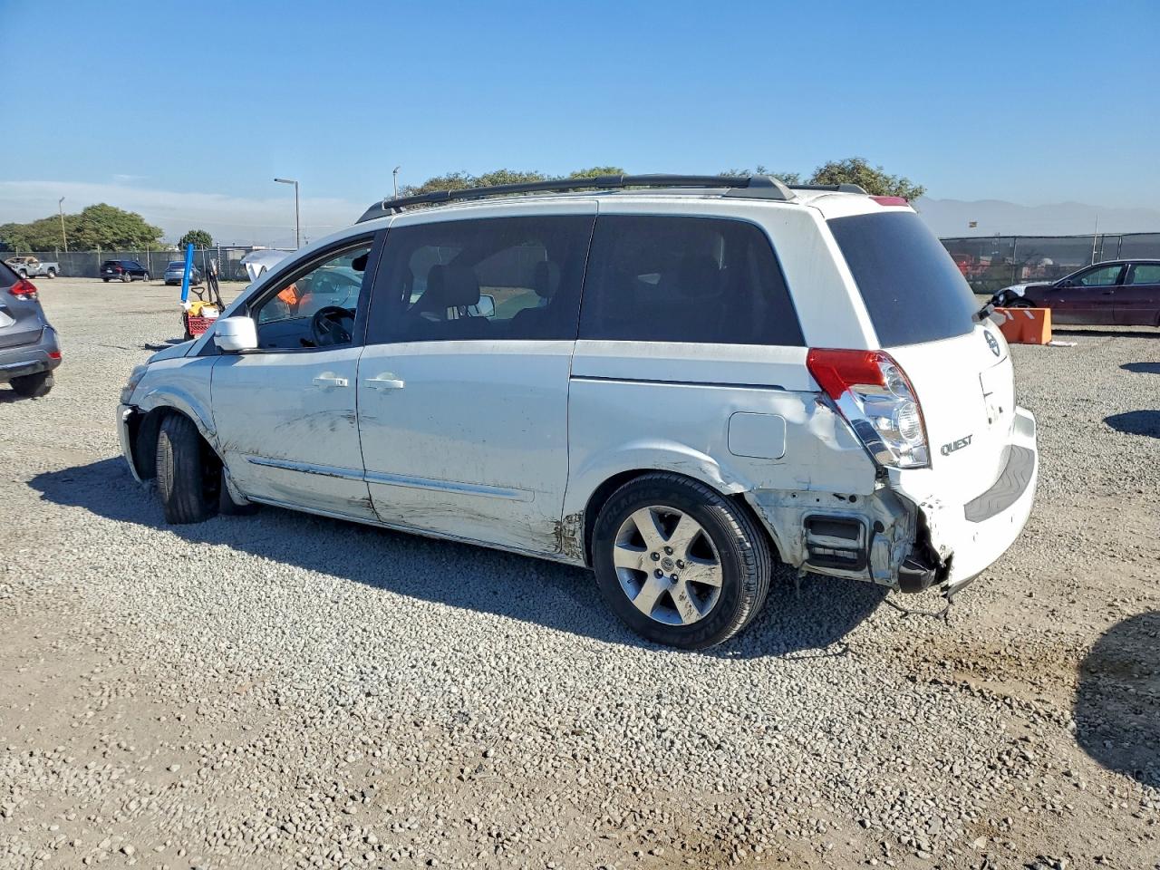 2004 NISSAN QUEST S photo 5