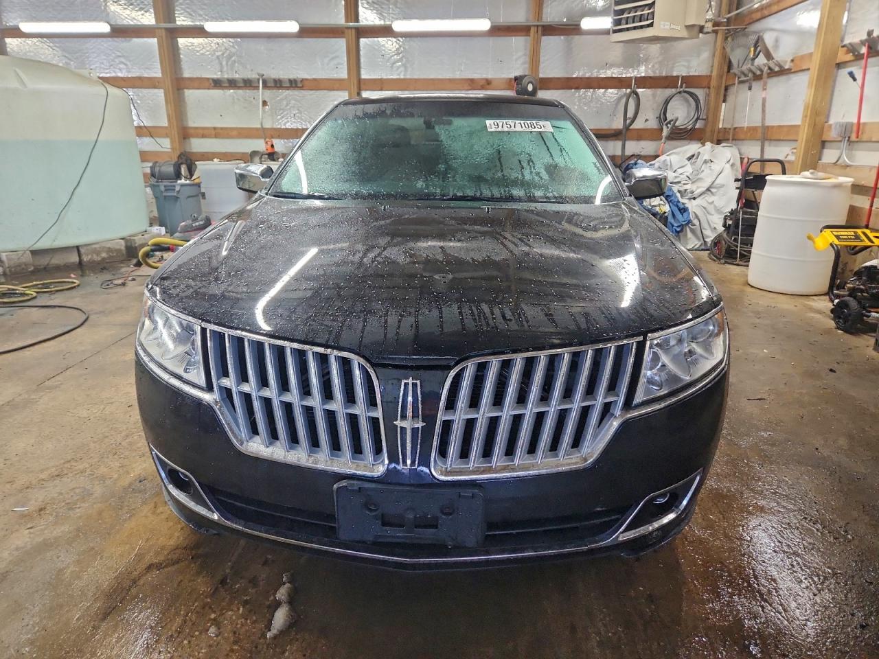 2010 LINCOLN MKZ photo 9
