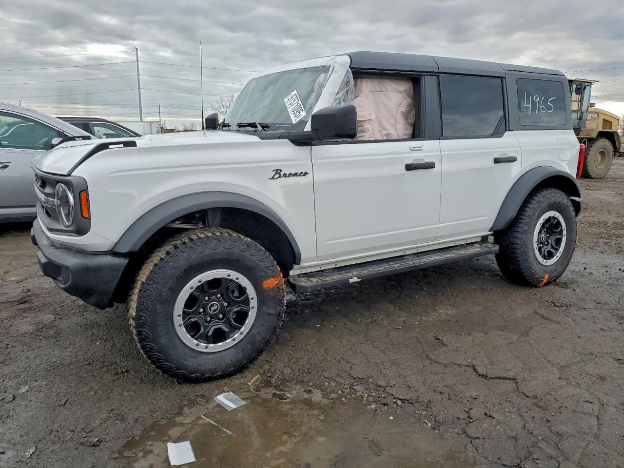 2023 FORD BRONCO