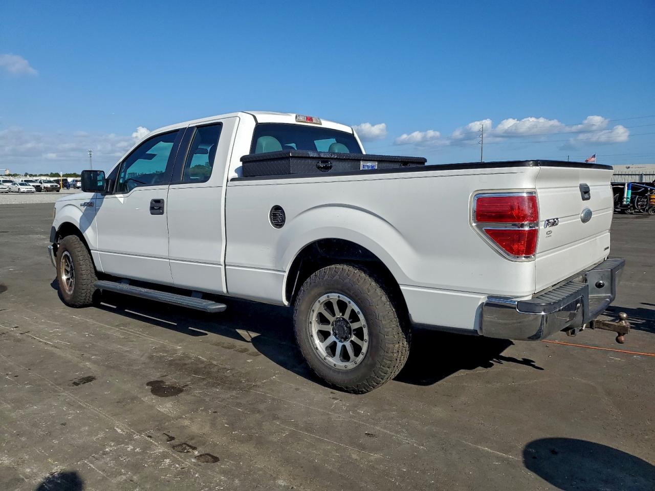 2011 FORD F150 SUPER CAB photo 2