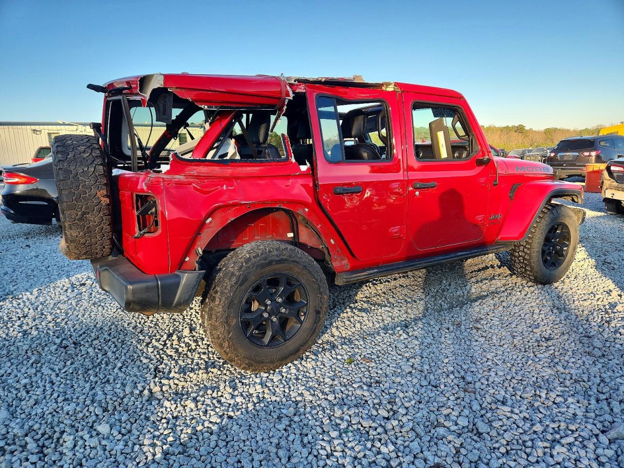 2018 JEEP WRANGLER UNLIMITED SAHARA photo 3