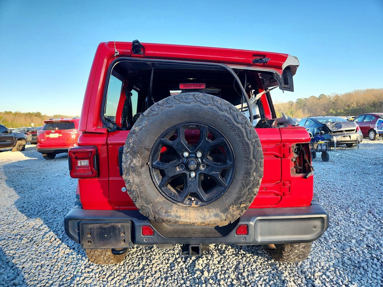 2018 JEEP WRANGLER UNLIMITED SAHARA photo 6
