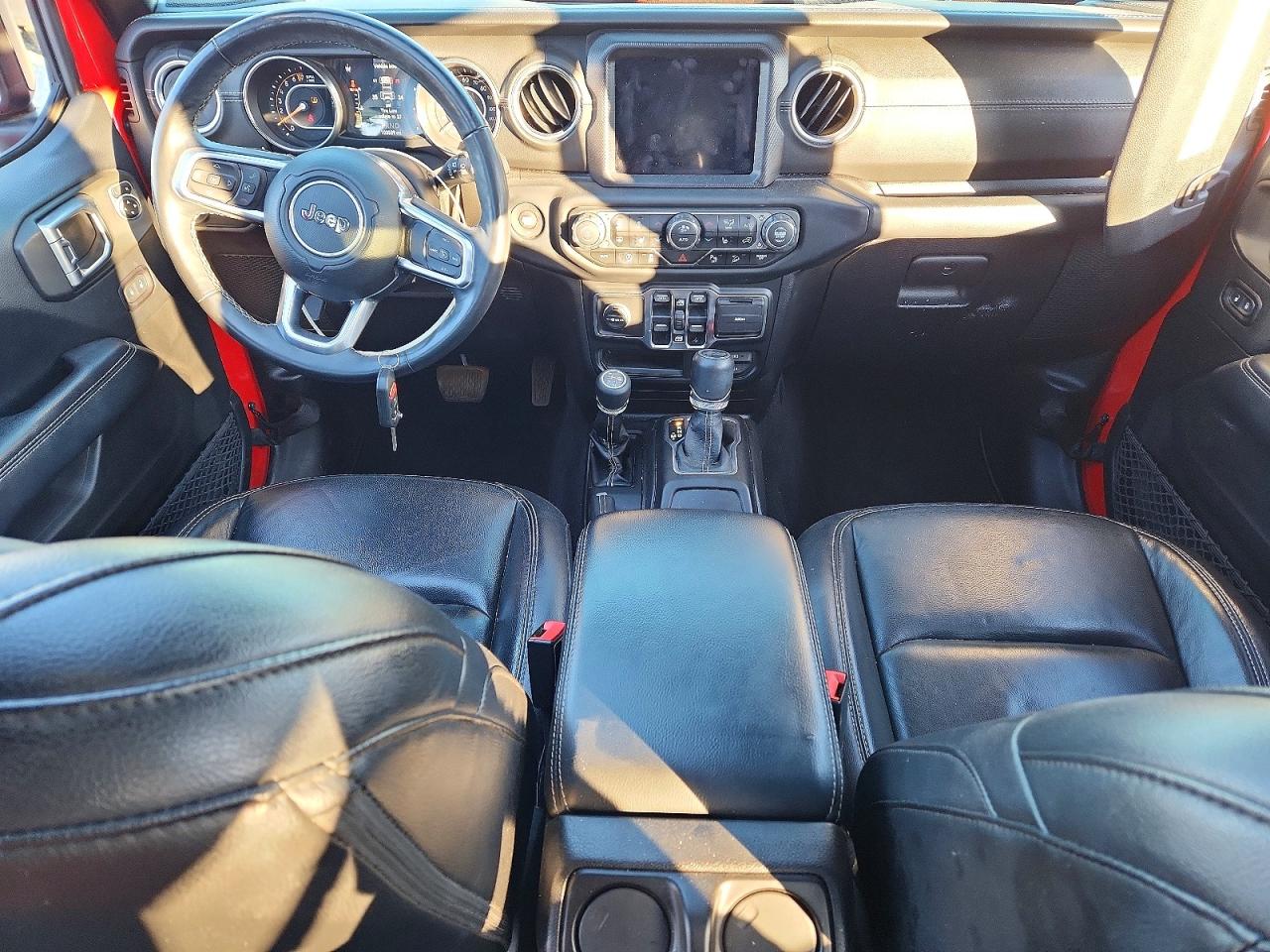 2018 JEEP WRANGLER UNLIMITED SAHARA photo 8