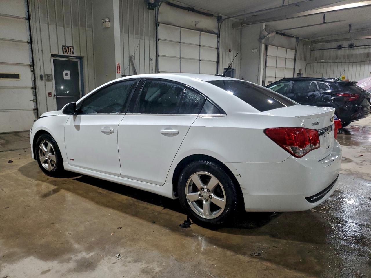 2013 CHEVROLET CRUZE LT photo 2