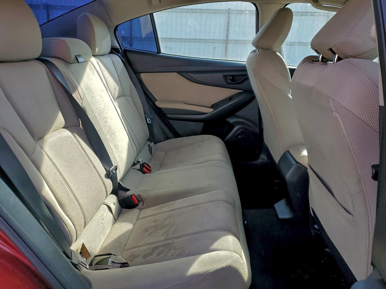 2017 SUBARU IMPREZA photo 19