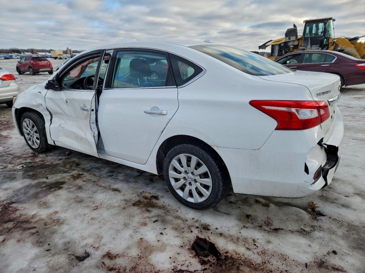 2017 NISSAN SENTRA S photo 3