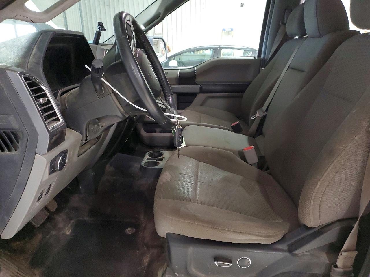 2017 FORD F150 SUPERCREW photo 13