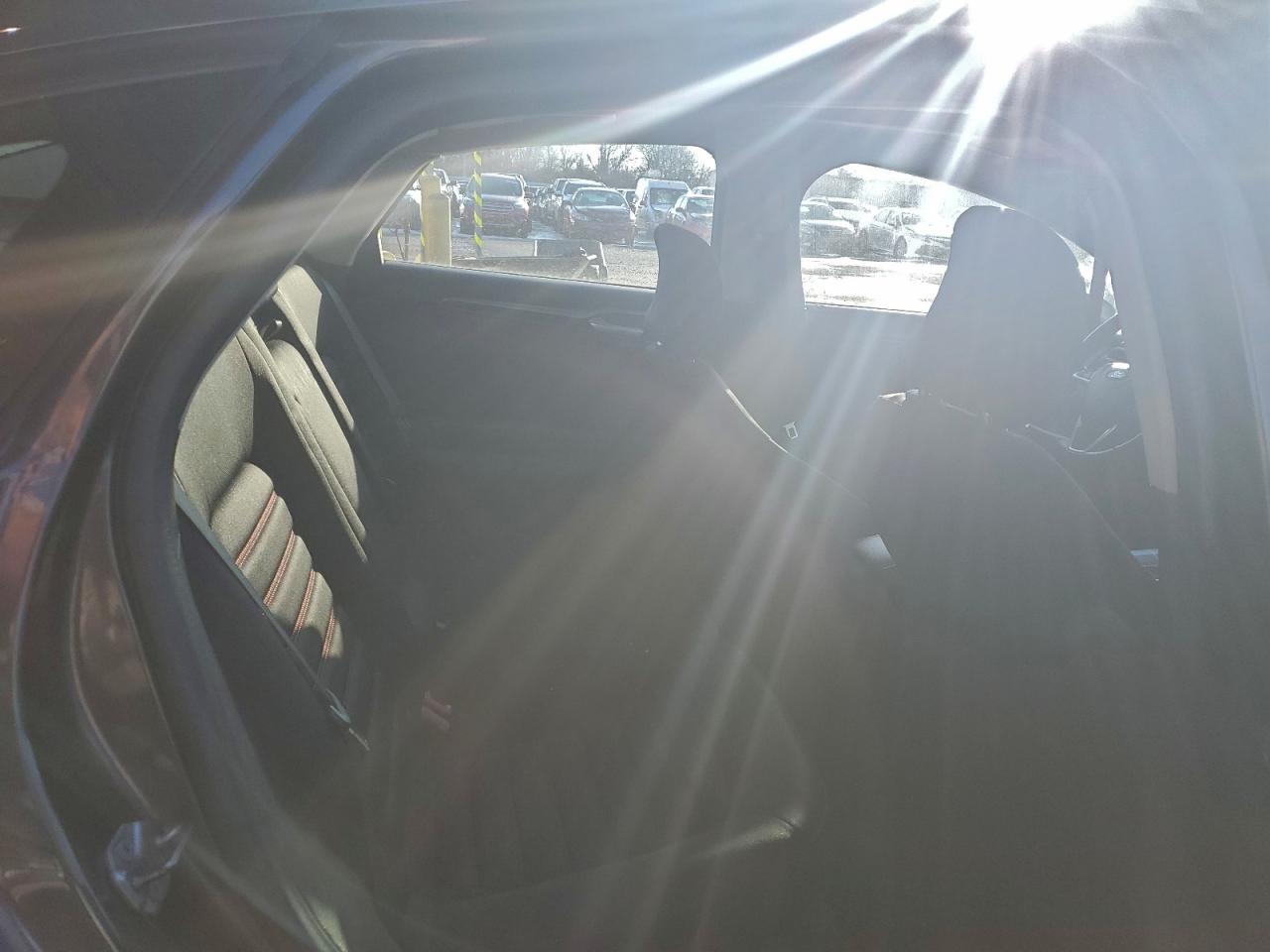 2016 FORD FUSION SE photo 19