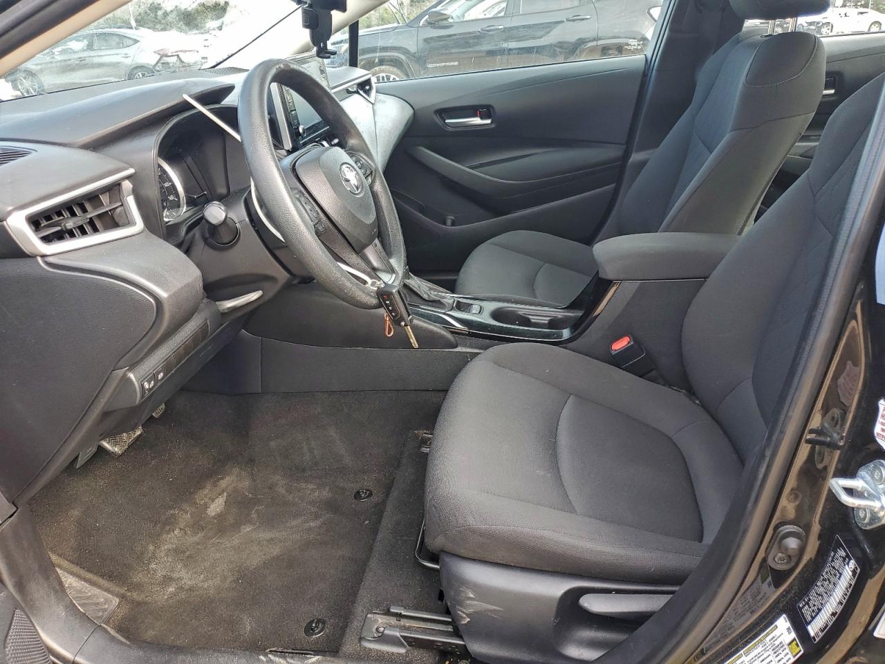 2021 TOYOTA COROLLA LE photo 7