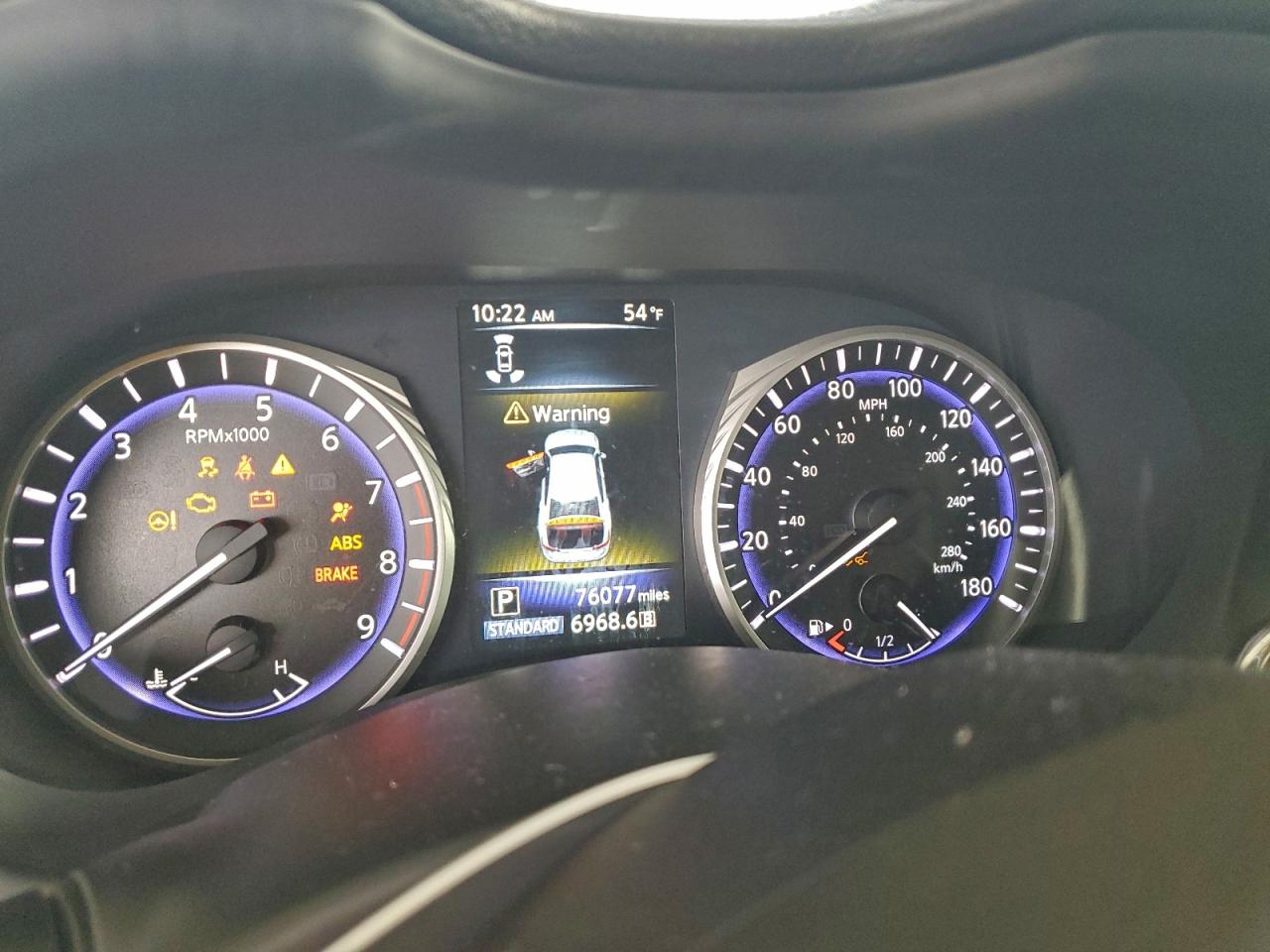 2018 INFINITI Q50 LUXE photo 25