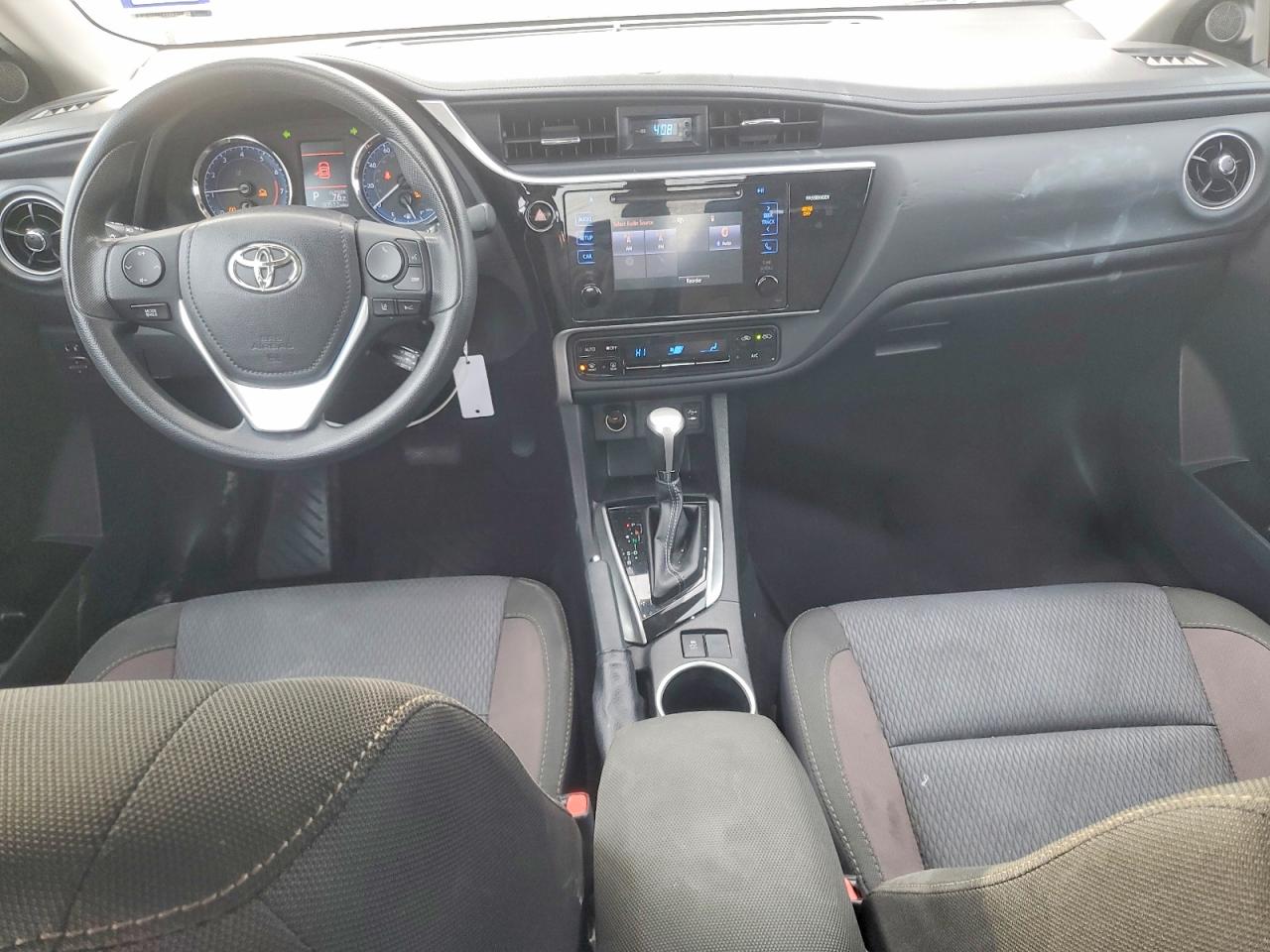 2017 TOYOTA COROLLA L photo 15