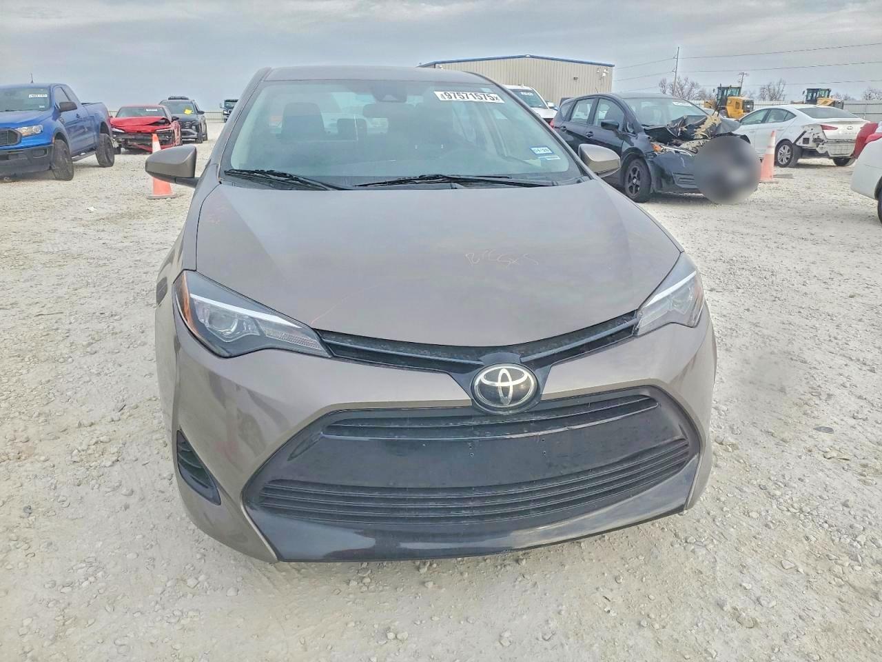 2017 TOYOTA COROLLA L photo 9