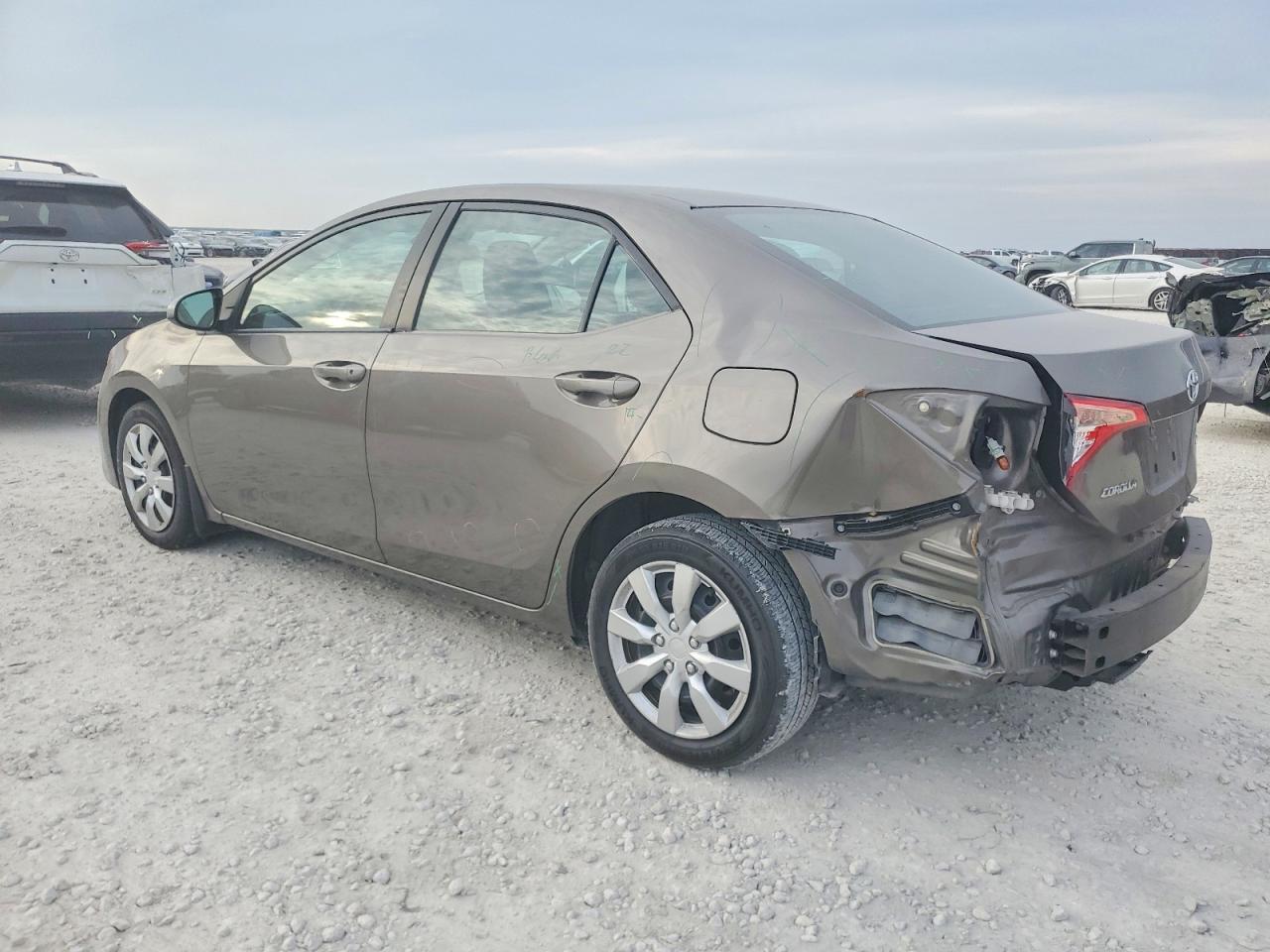 2017 TOYOTA COROLLA L photo 3