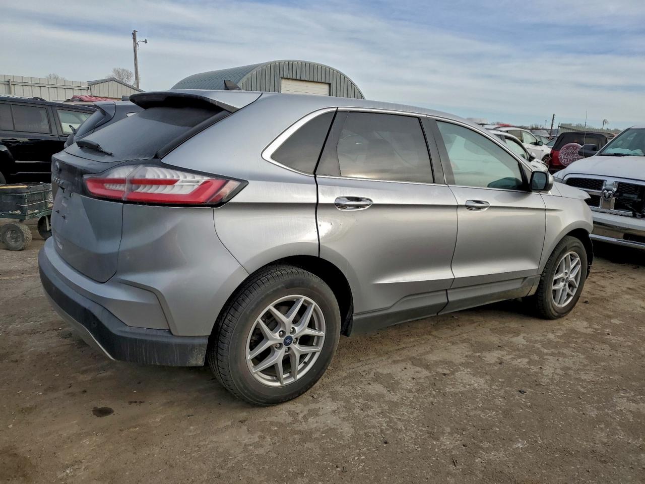 2021 FORD EDGE SEL photo 3