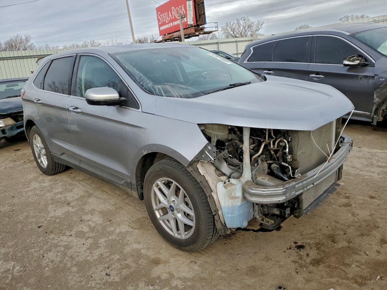 2021 FORD EDGE SEL photo 4